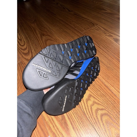 NWOT Adidas Terrex Ortholite‎ Mens 6.5 Black And Blue Hiking Outdoor Bungee Shoe